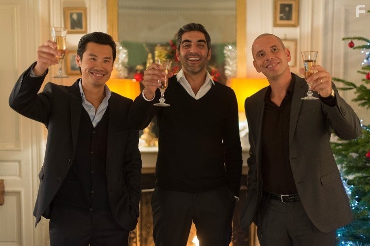 Fr?d?ric Chau, Ary Abittan, and Medi Sadoun in Безумная свадьба (2014)