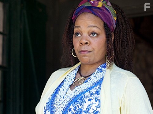 Tonye Patano in Дурман (2005)