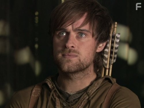 Jonas Armstrong in Робин Гуд (2006)