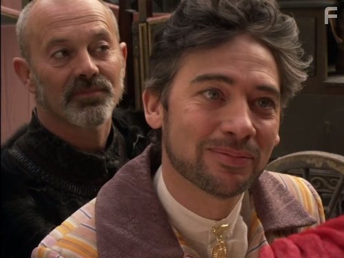 Dexter Fletcher and Keith Allen in Робин Гуд (2006)