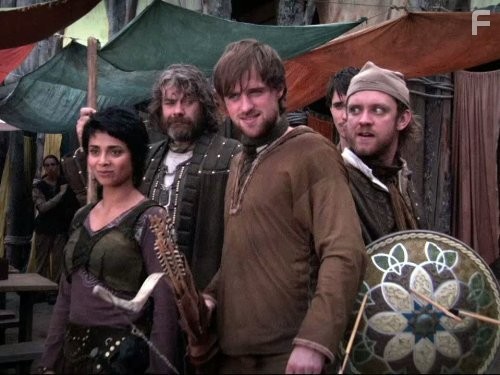 Gordon Kennedy, Harry Lloyd, Sam Troughton, Anjali Jay, and Jonas Armstrong in Робин Гуд (2006)