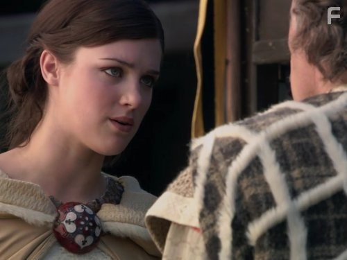 Lucy Griffiths in Робин Гуд (2006)