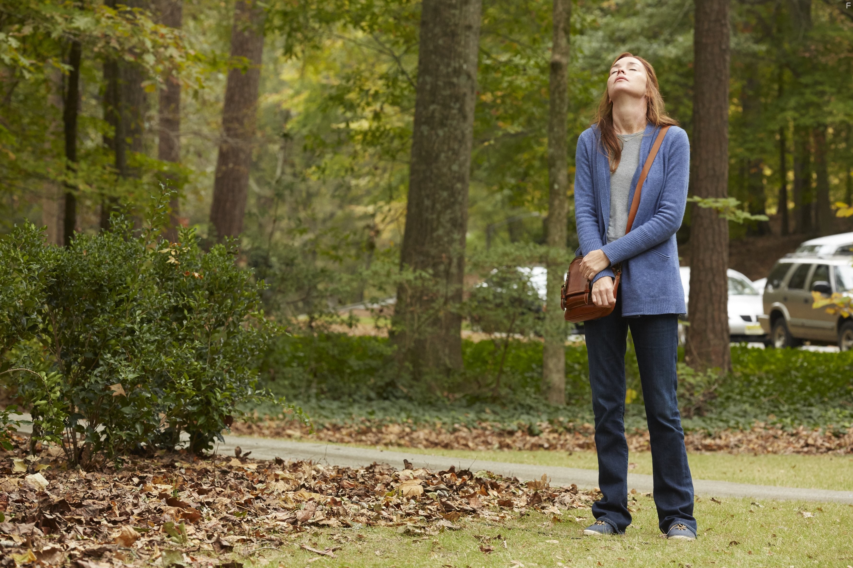 Julianne Nicholson in Красная дорога (2014)