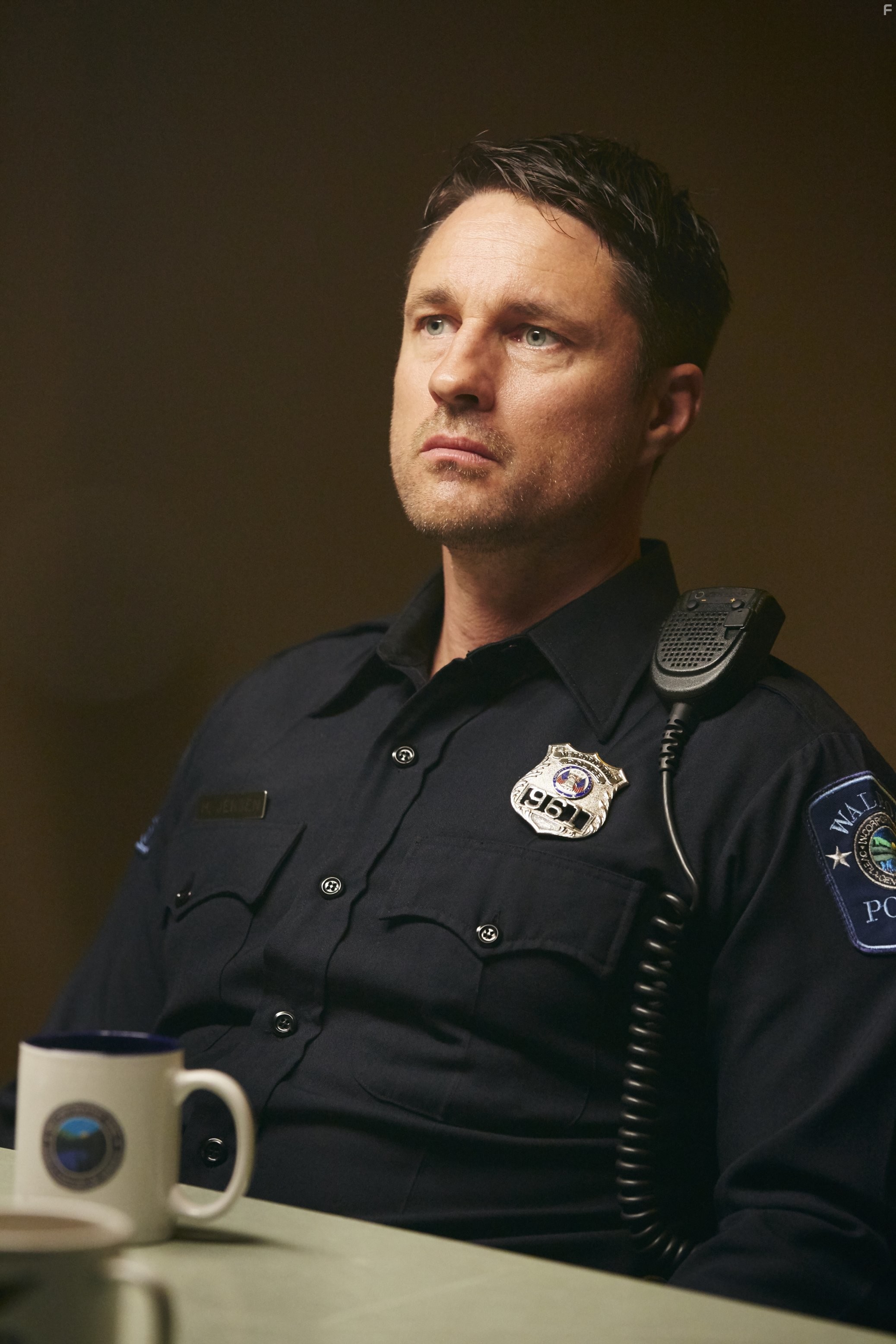 Martin Henderson in Красная дорога (2014)