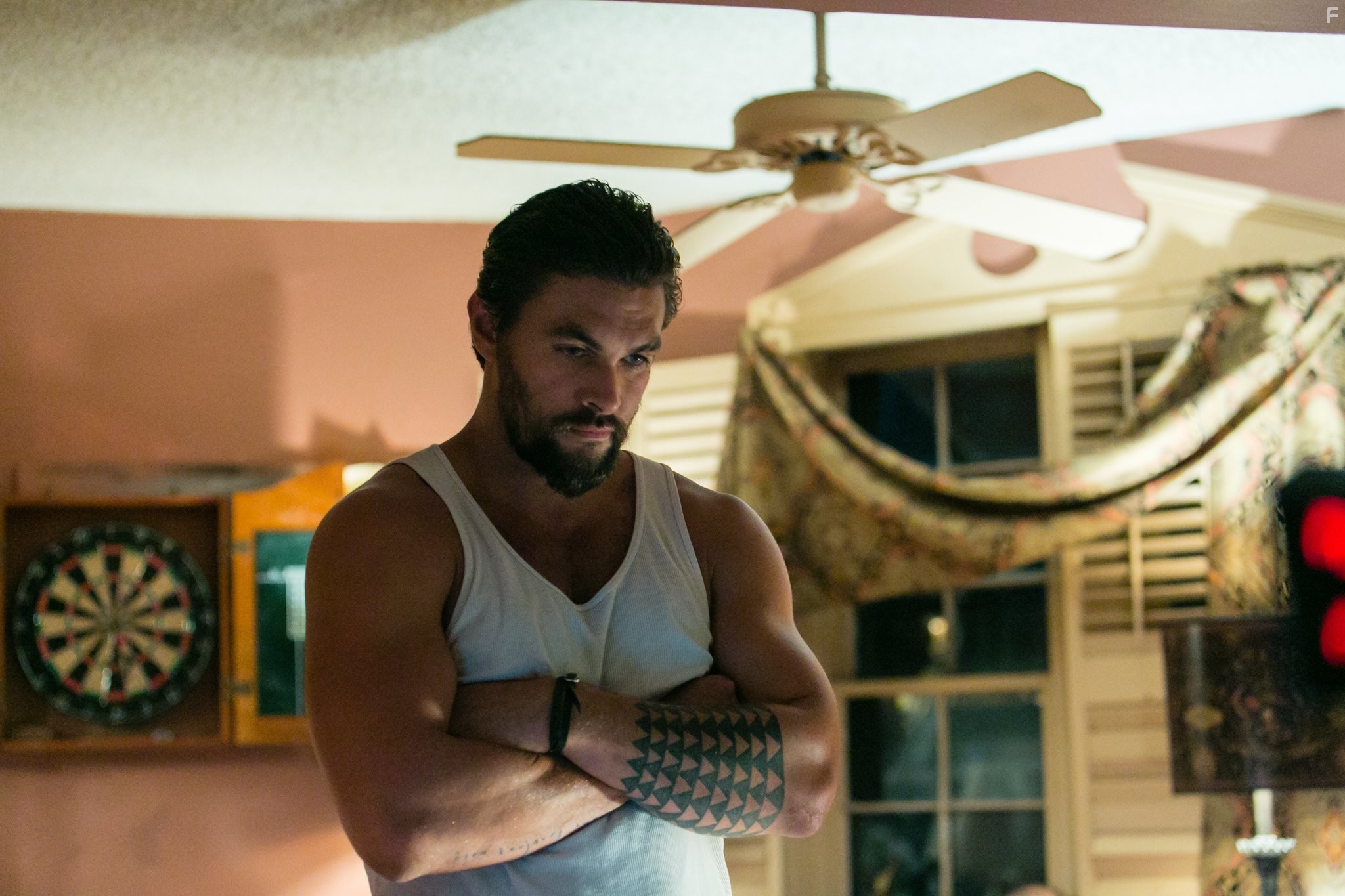 Jason Momoa in Красная дорога (2014)