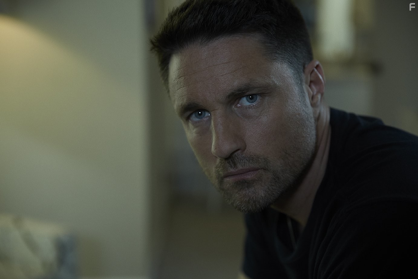 Martin Henderson in Красная дорога (2014)