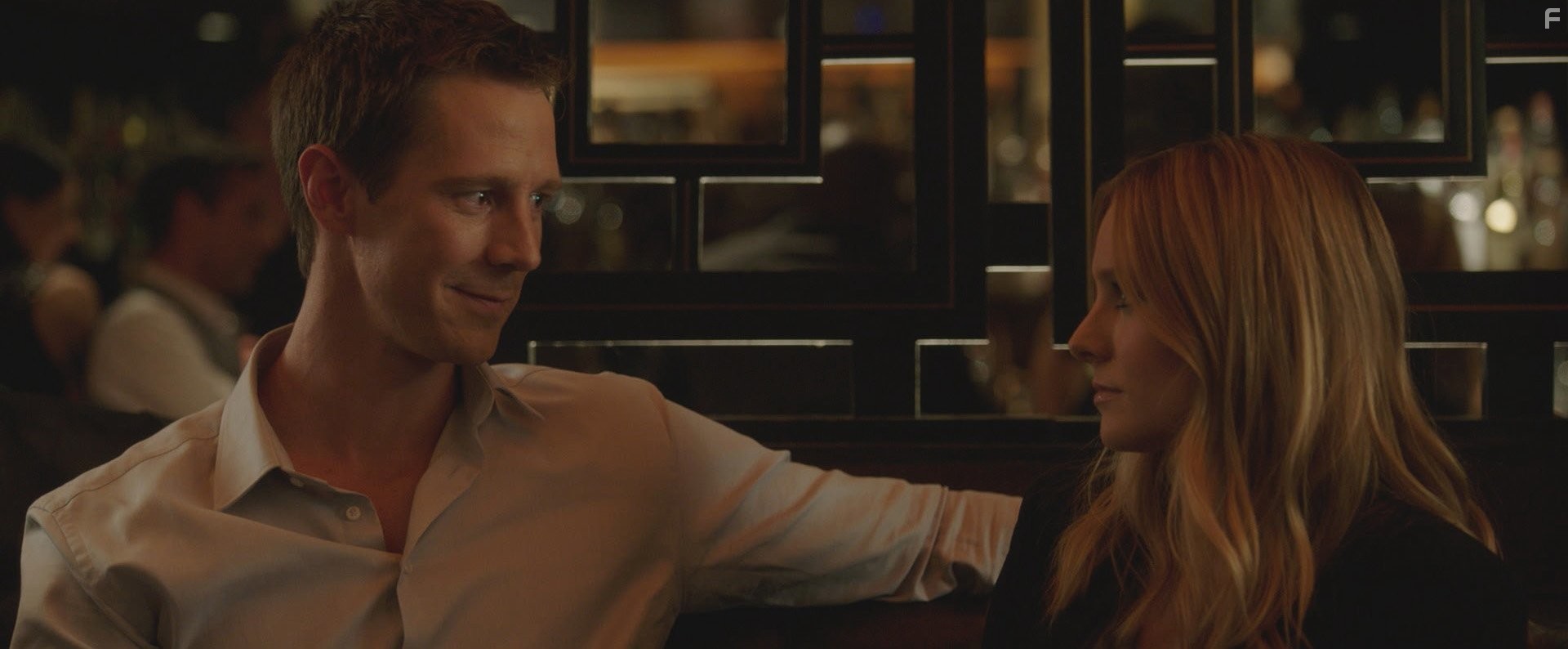 Kristen Bell and Jason Dohring in Вероника Марс (2014)