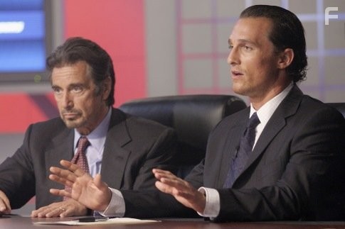 Matthew McConaughey and Al Pacino in Деньги на двоих (2005)