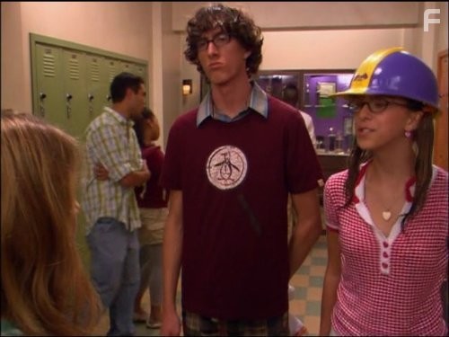 Нетакая (2004)