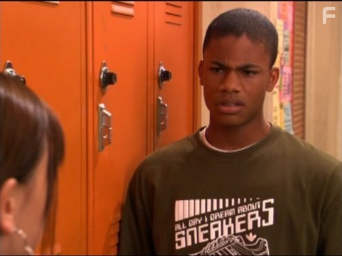 Нетакая (2004)