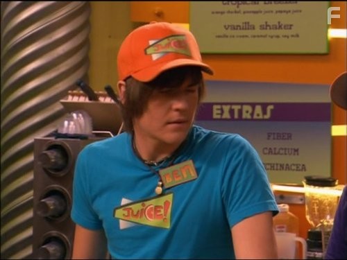 Нетакая (2004)