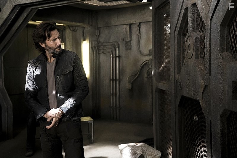 Henry Ian Cusick in Сотня (2014)