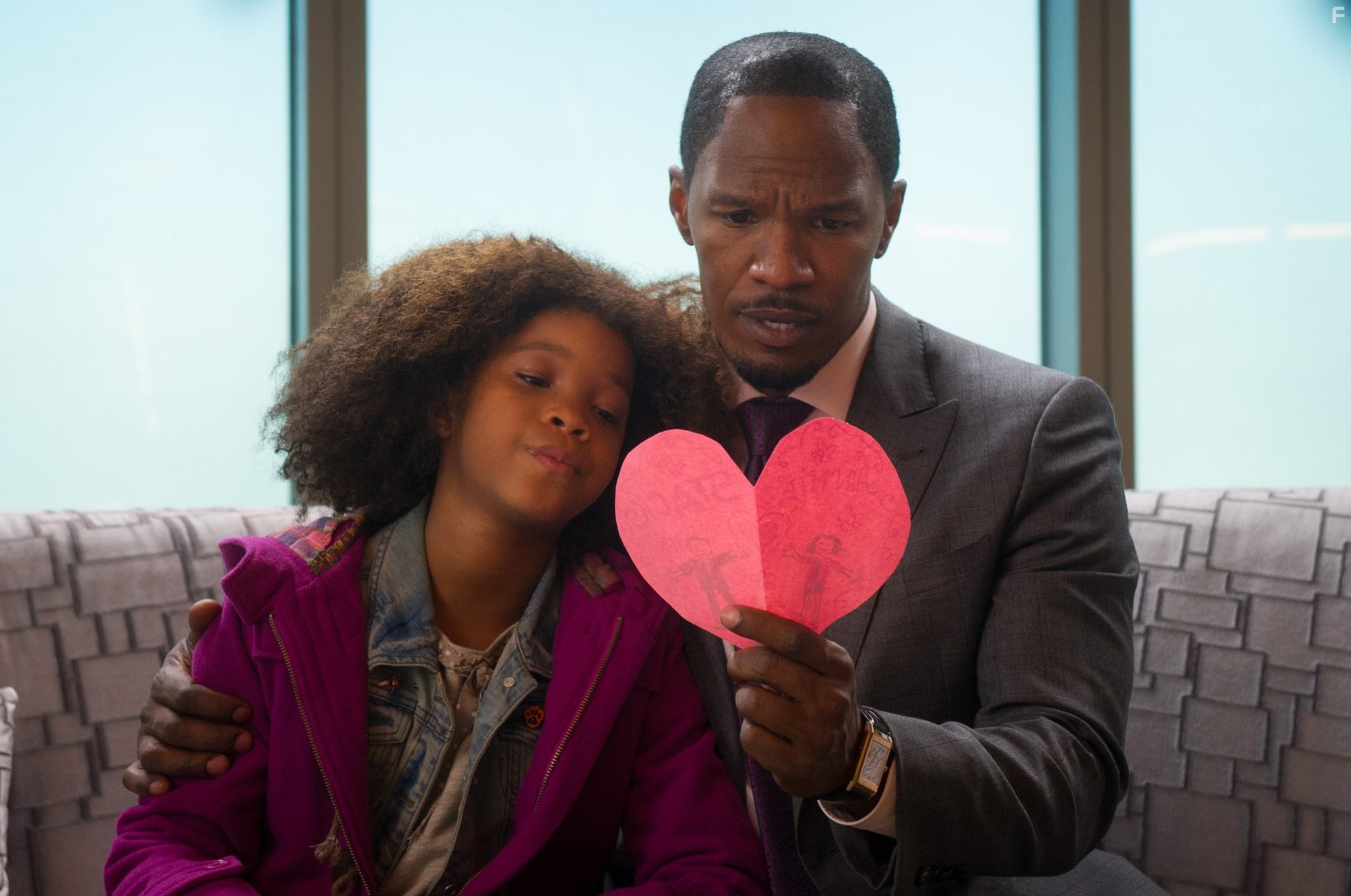 Jamie Foxx and Quvenzhan? Wallis in Энни (2014)