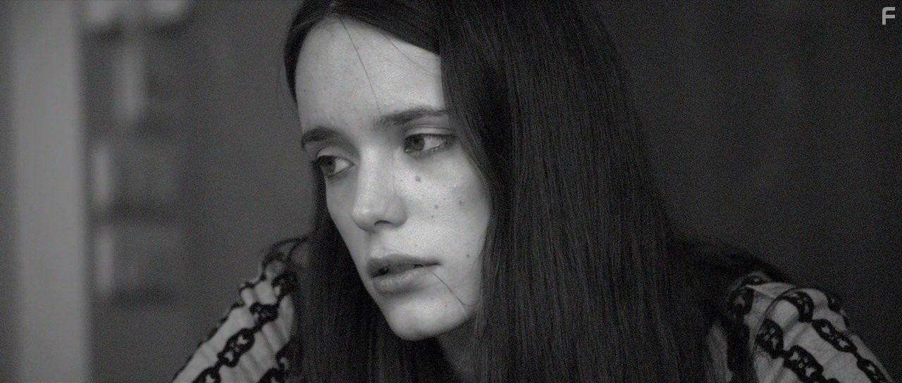 Stacy Martin in Нимфоманка: Часть 1 (2013)