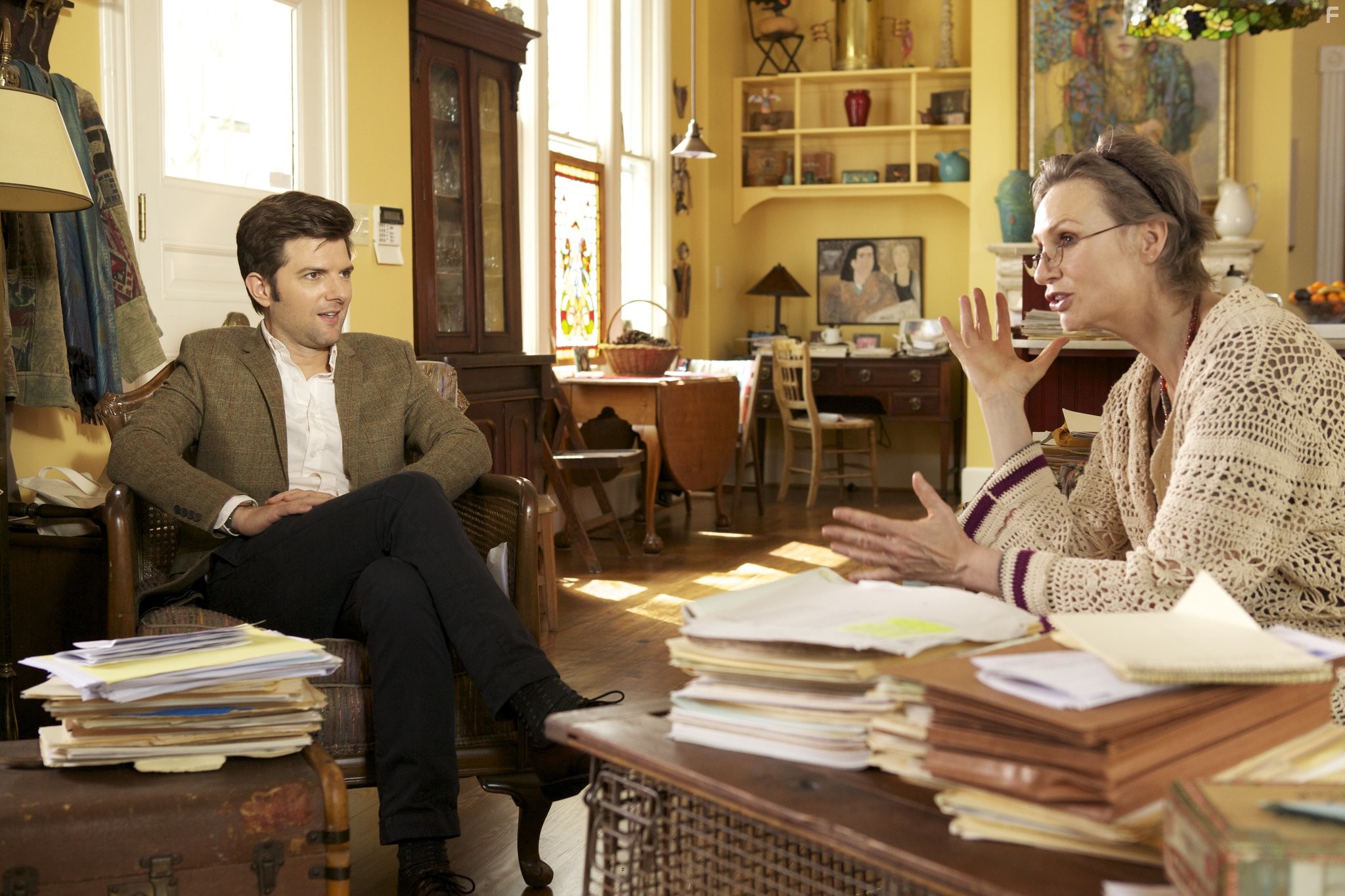 Adam Scott and Jane Lynch in Взрослые дети развода (2013)