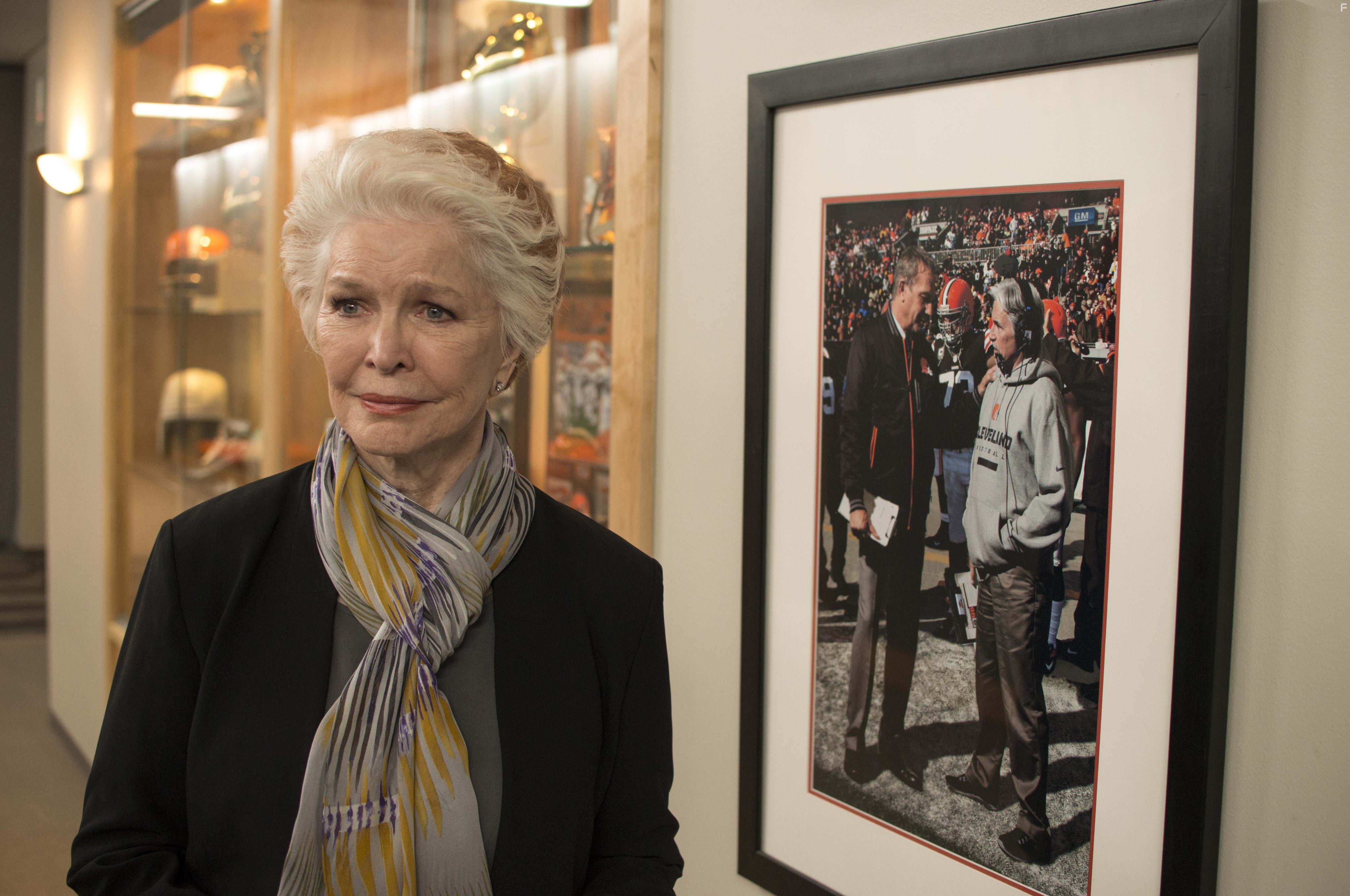 Ellen Burstyn in День драфта (2014)