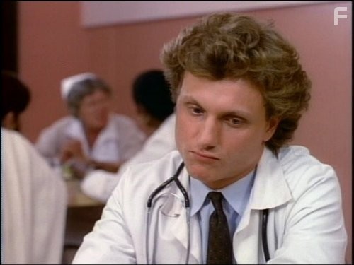 Tony Goldwyn in Мэтлок (1986)