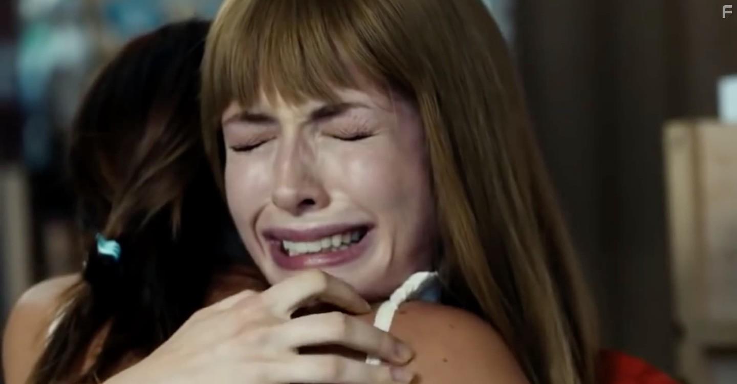 Yasemin Kay Allen in Su ve Ates (2013)