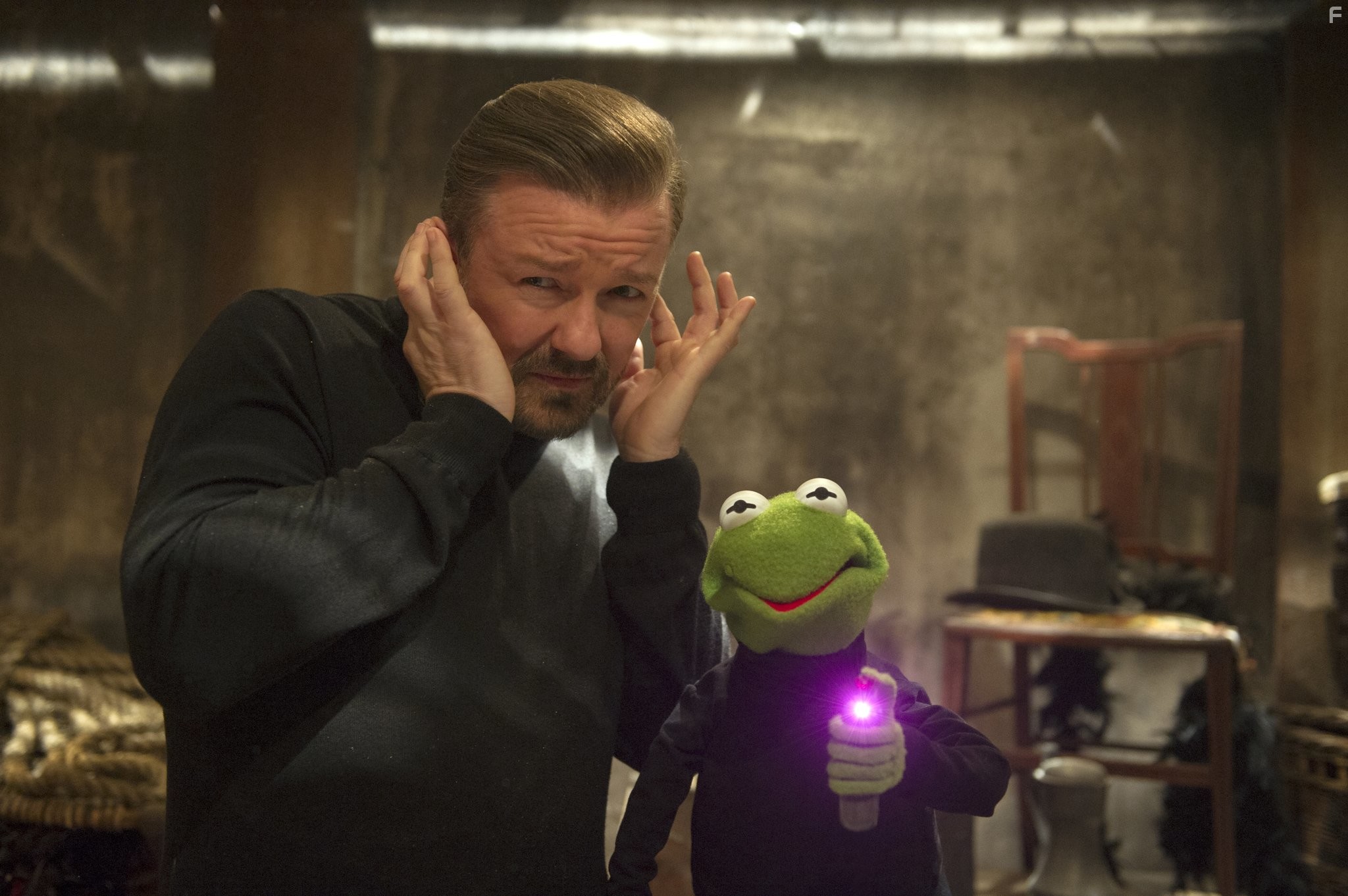 Ricky Gervais in Маппеты 2 (2014)