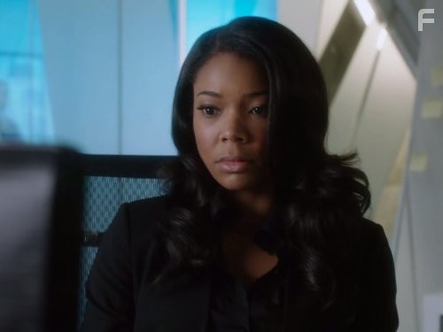 Gabrielle Union in Быть Мэри Джейн (2013)