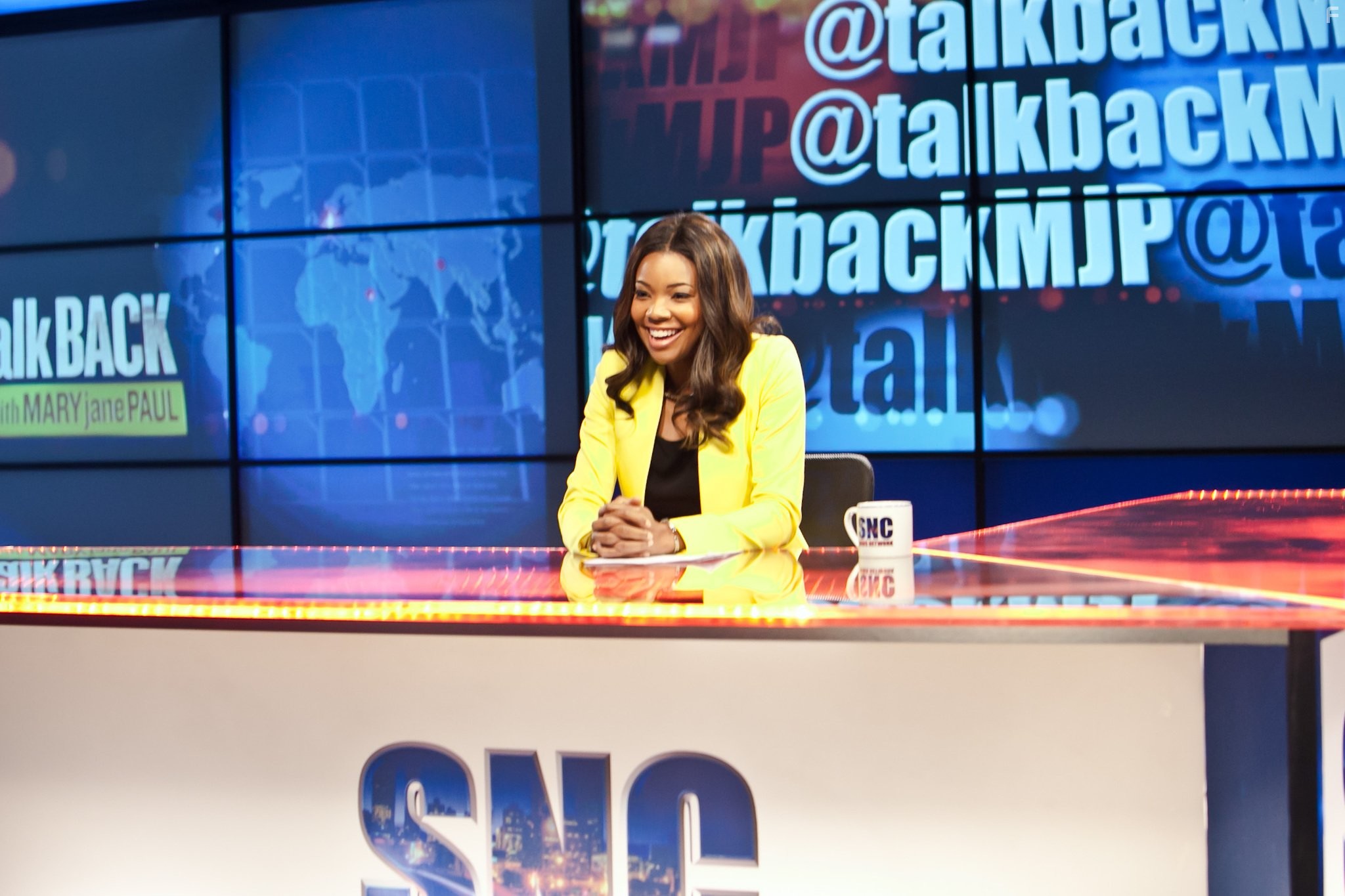 Gabrielle Union in Быть Мэри Джейн (2013)