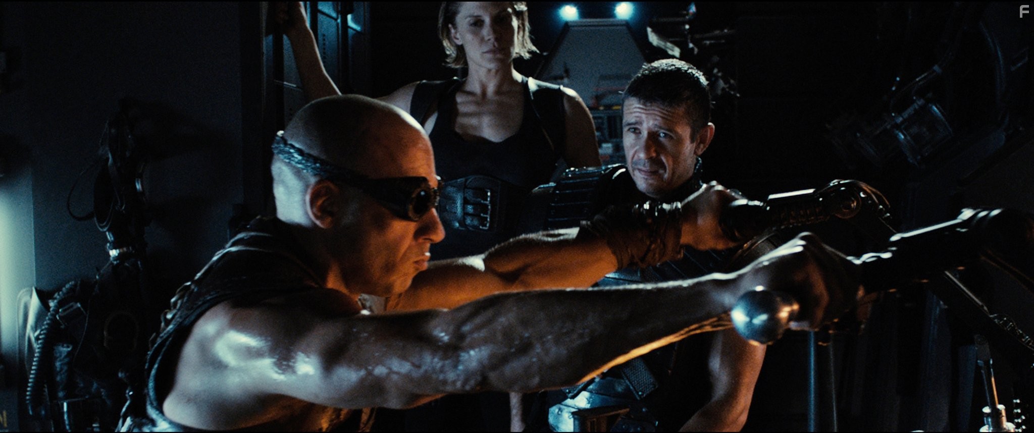 Vin Diesel, Katee Sackhoff, and Matt Nable in Риддик (2013)