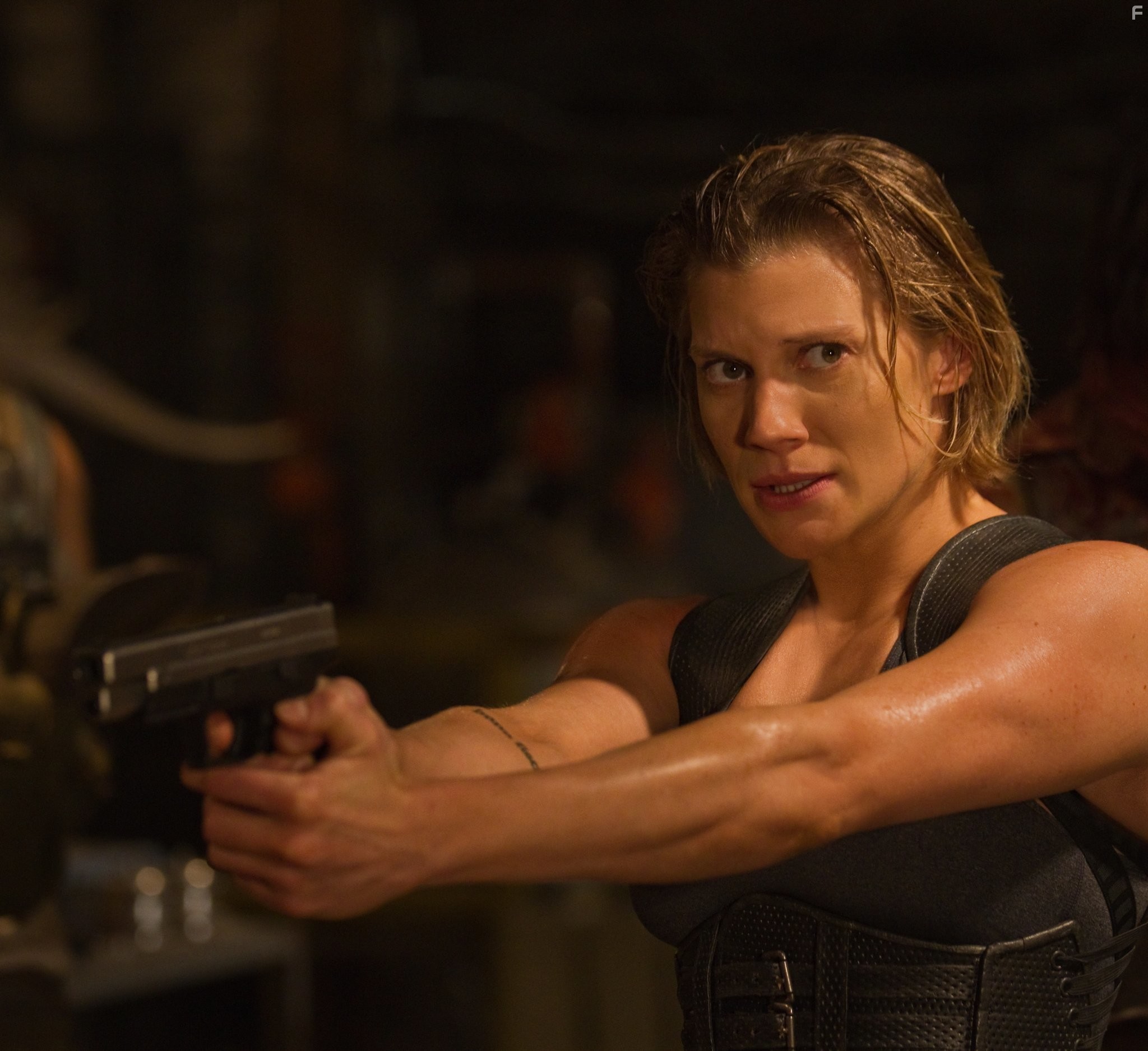 Katee Sackhoff in Риддик (2013)