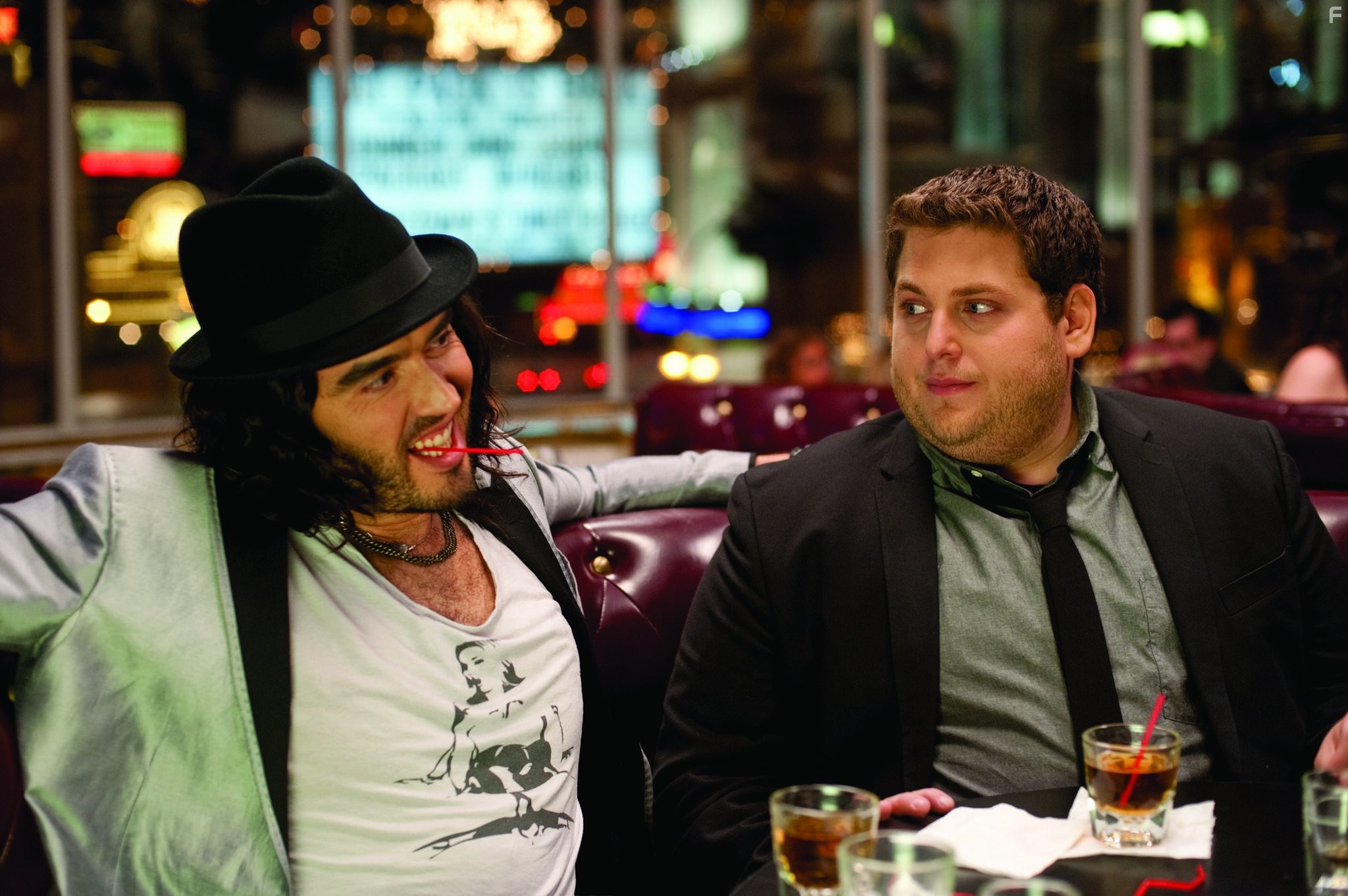 Russell Brand and Jonah Hill in Побег из Вегаса (2010)