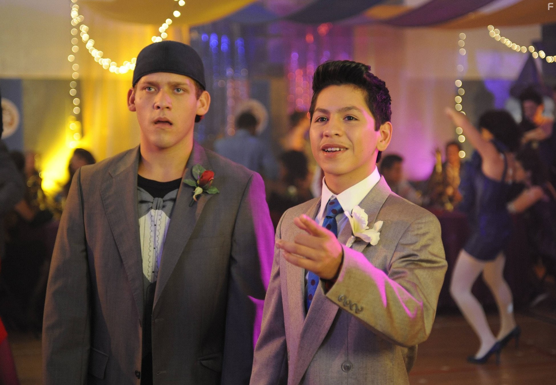 Tyler Foden and Kevin Hernandez in Bыживание Джека (2014)