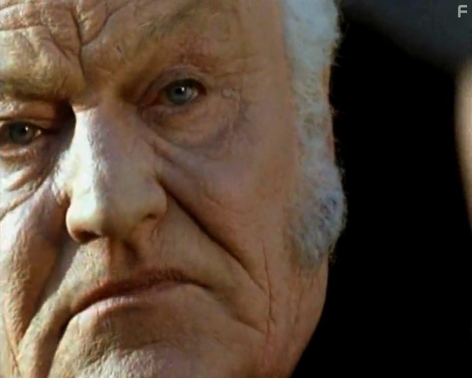 Charles Gray in Мемуары Шерлока Холмса (1994)