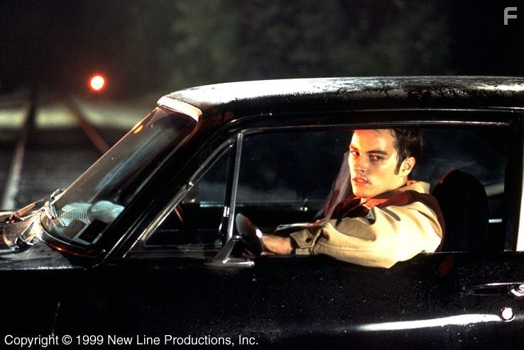 Kerr Smith co-stars as Carter Hogan