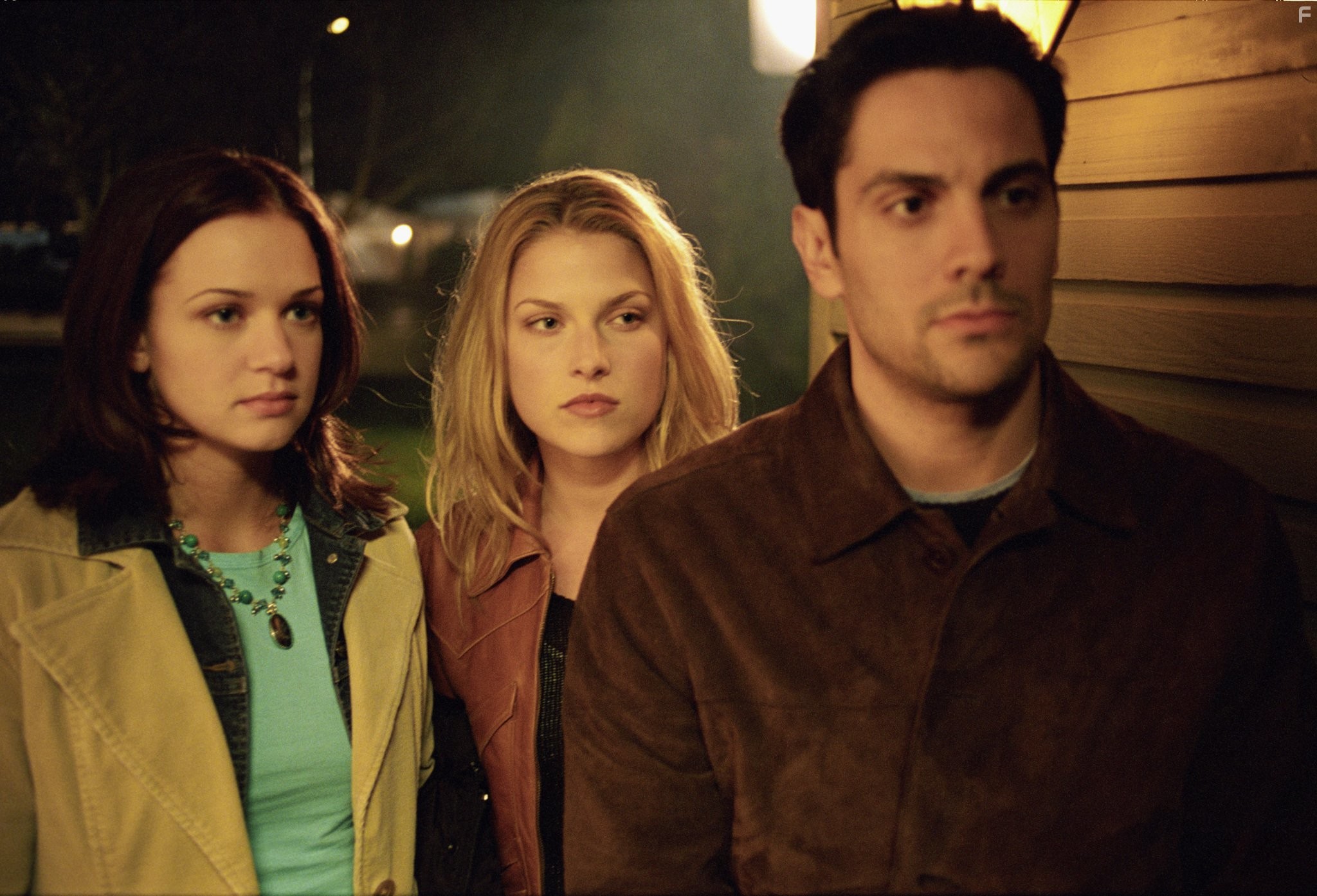 Ali Larter, A.J. Cook, and Michael Landes in Пункт назначения-2 (2003)