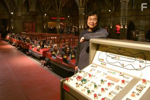 James Wong in Пункт назначения 3 (2006)