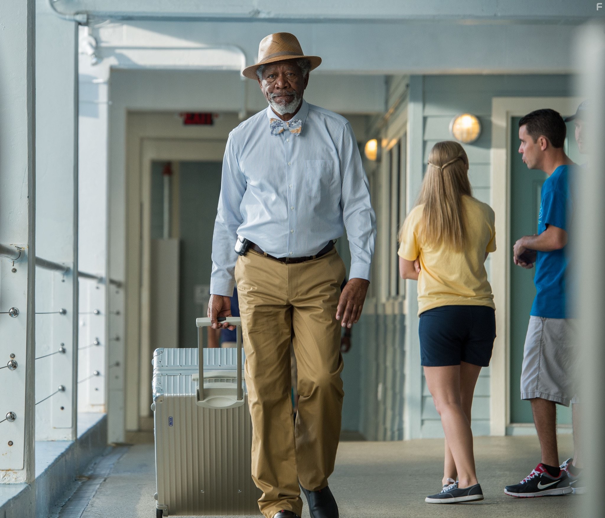 Morgan Freeman in История дельфина 2 (2014)