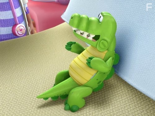 Доктор Плюшева (2012)