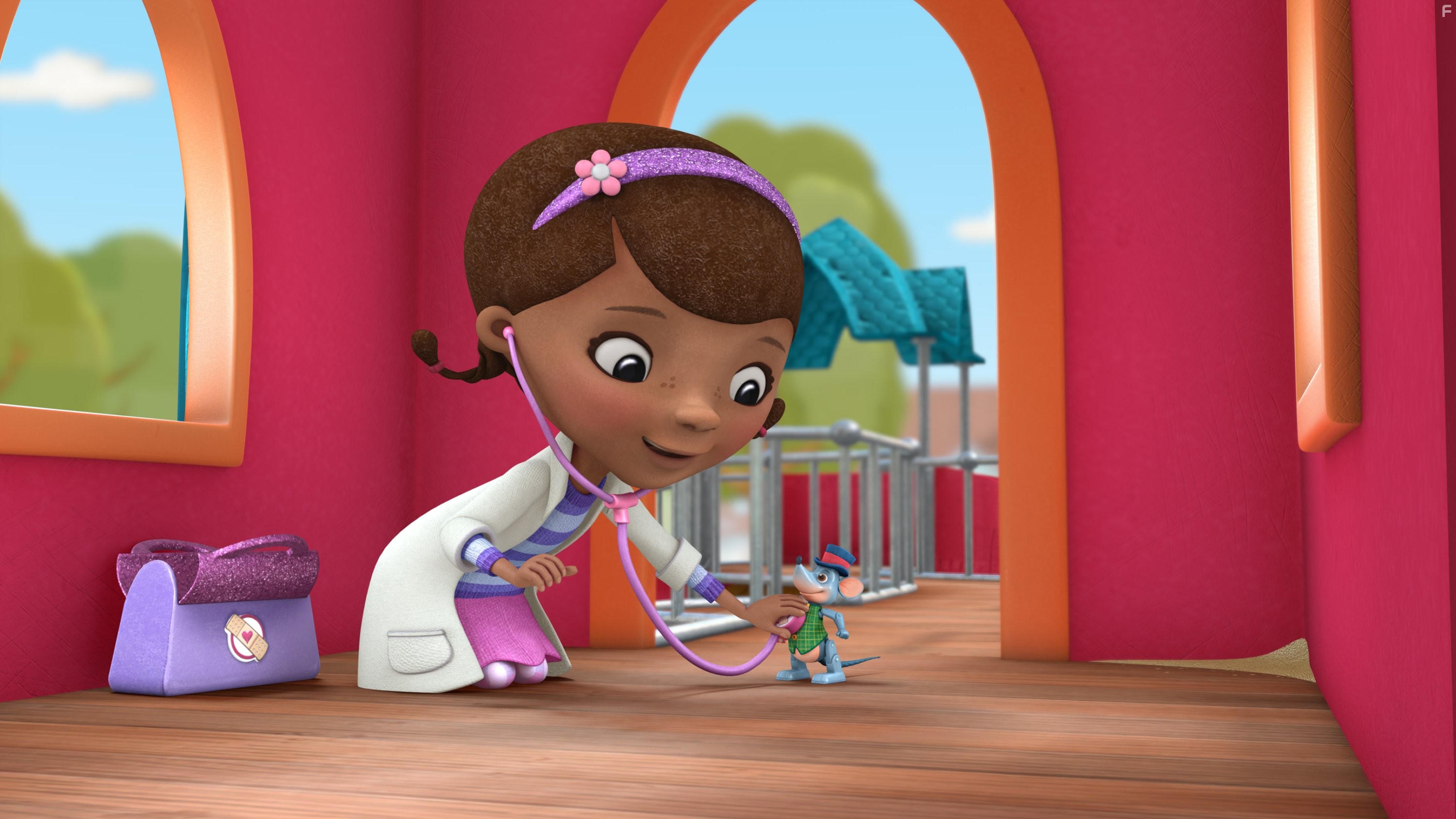 Доктор Плюшева (2012)