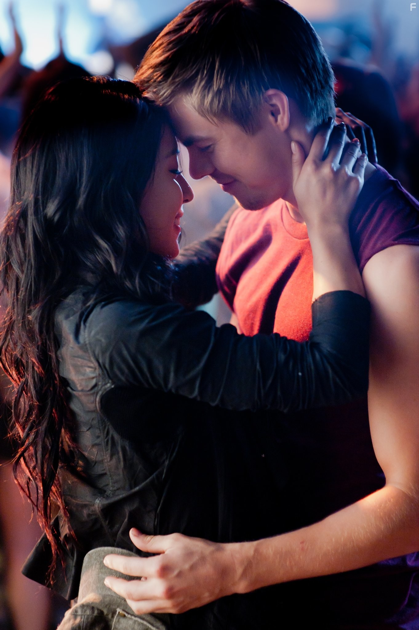 BoA and Derek Hough in Сделай шаг: Лови момент (2013)