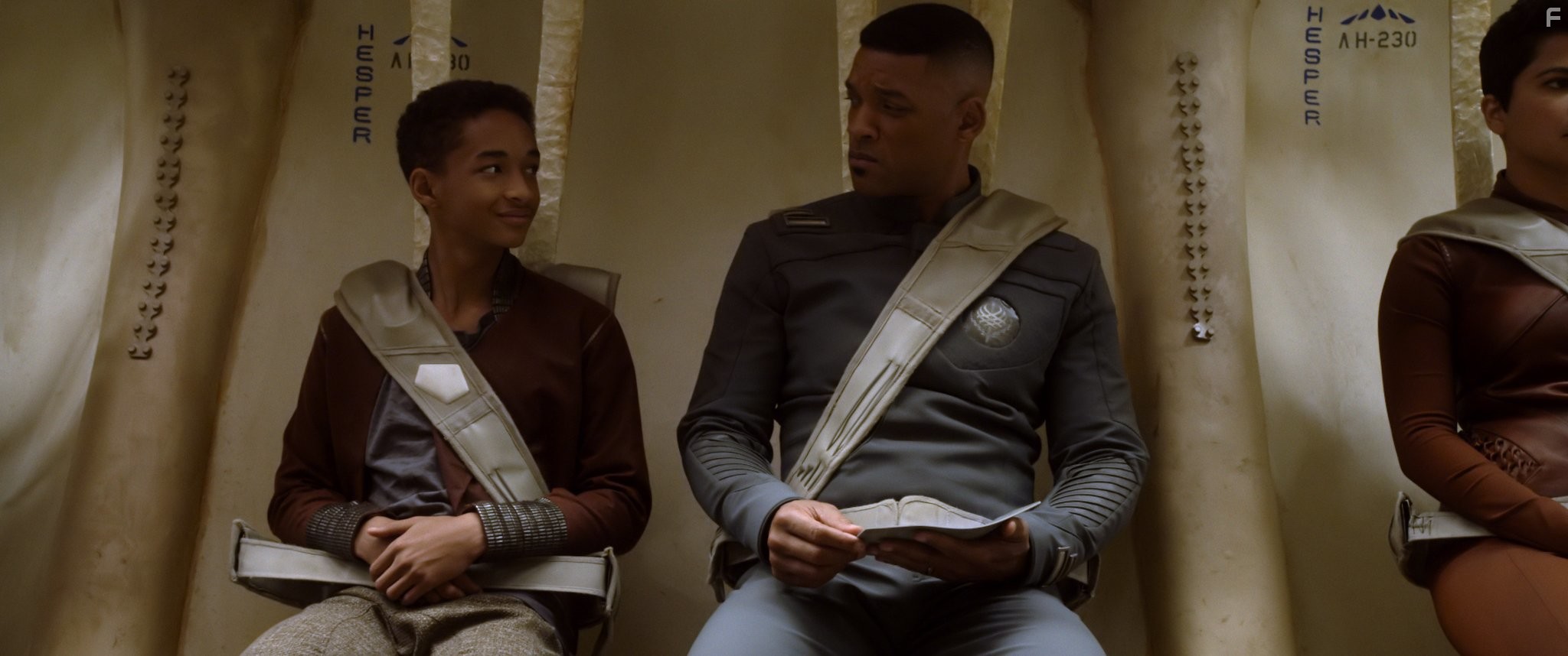 Will Smith and Jaden Smith in После нашей эры (2013)
