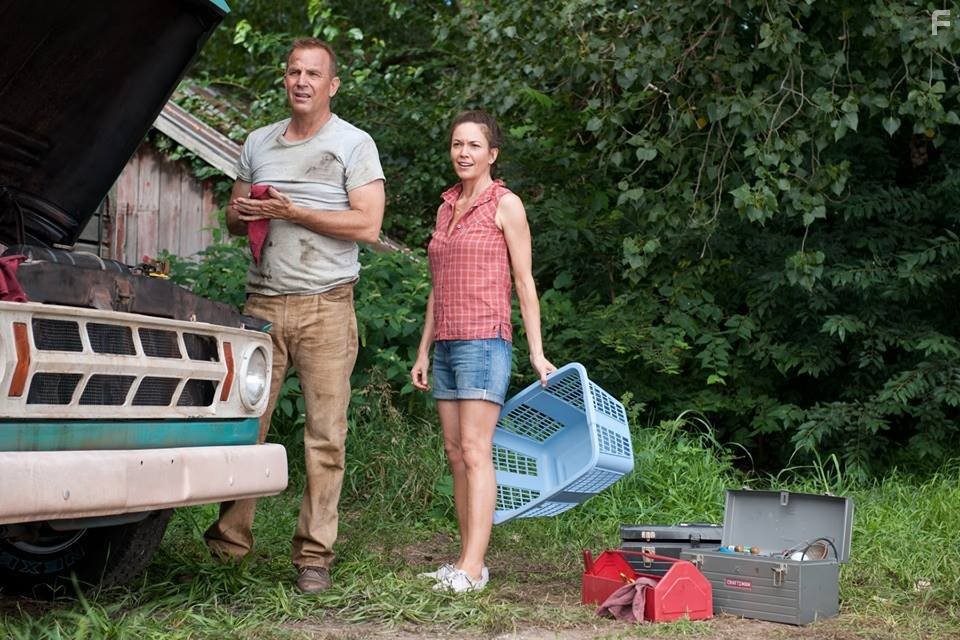 Kevin Costner and Diane Lane in Человек из Стали (2013)