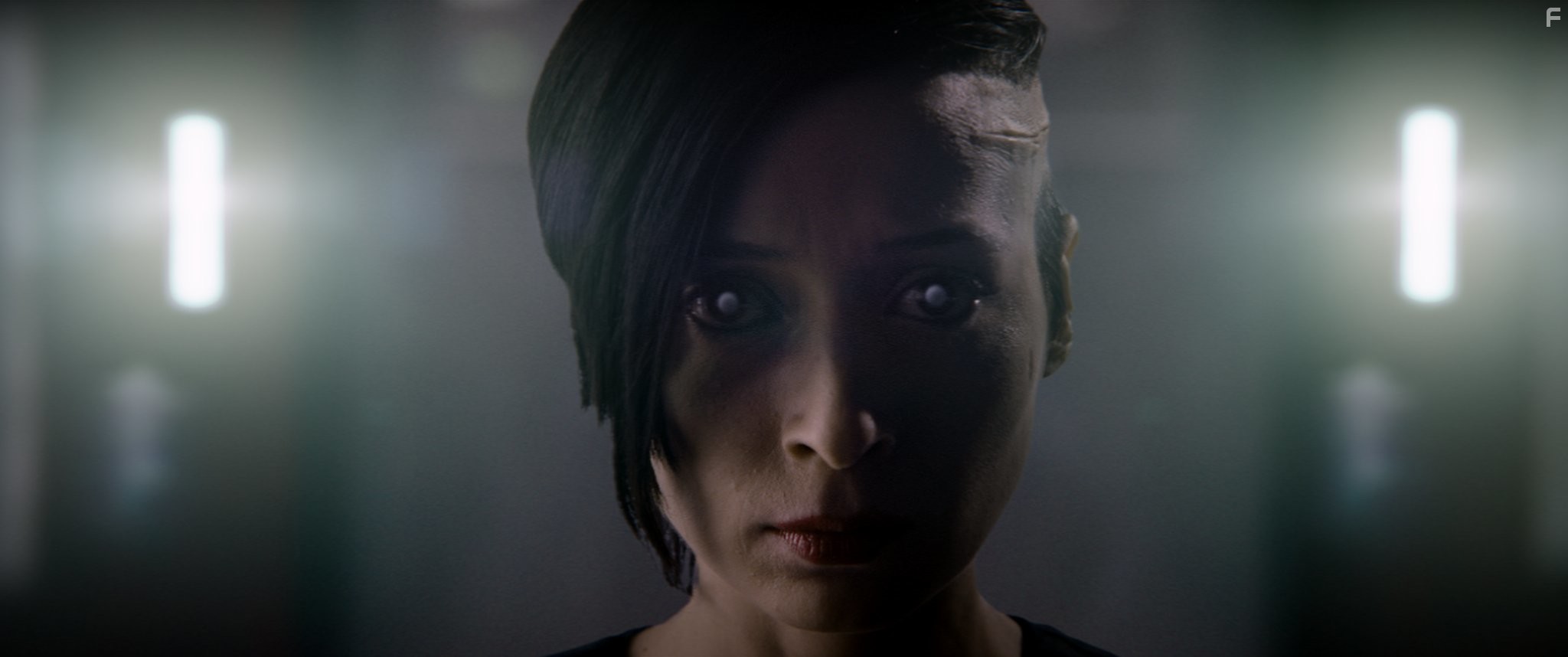 Pooneh Hajimohammadi in Машина (2013)