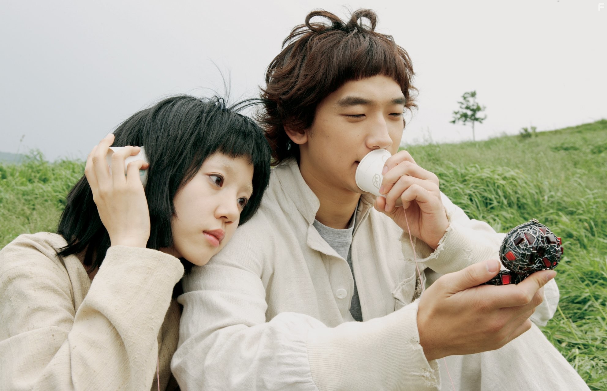 Su-jeong Lim and Rain in Я киборг, но это нормально (2006)