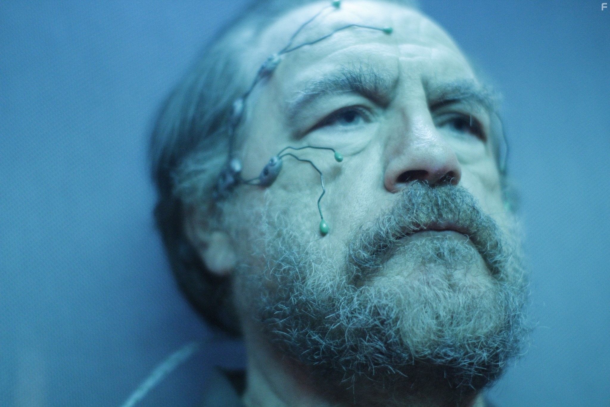 Brian Cox in Аномалия (2014)