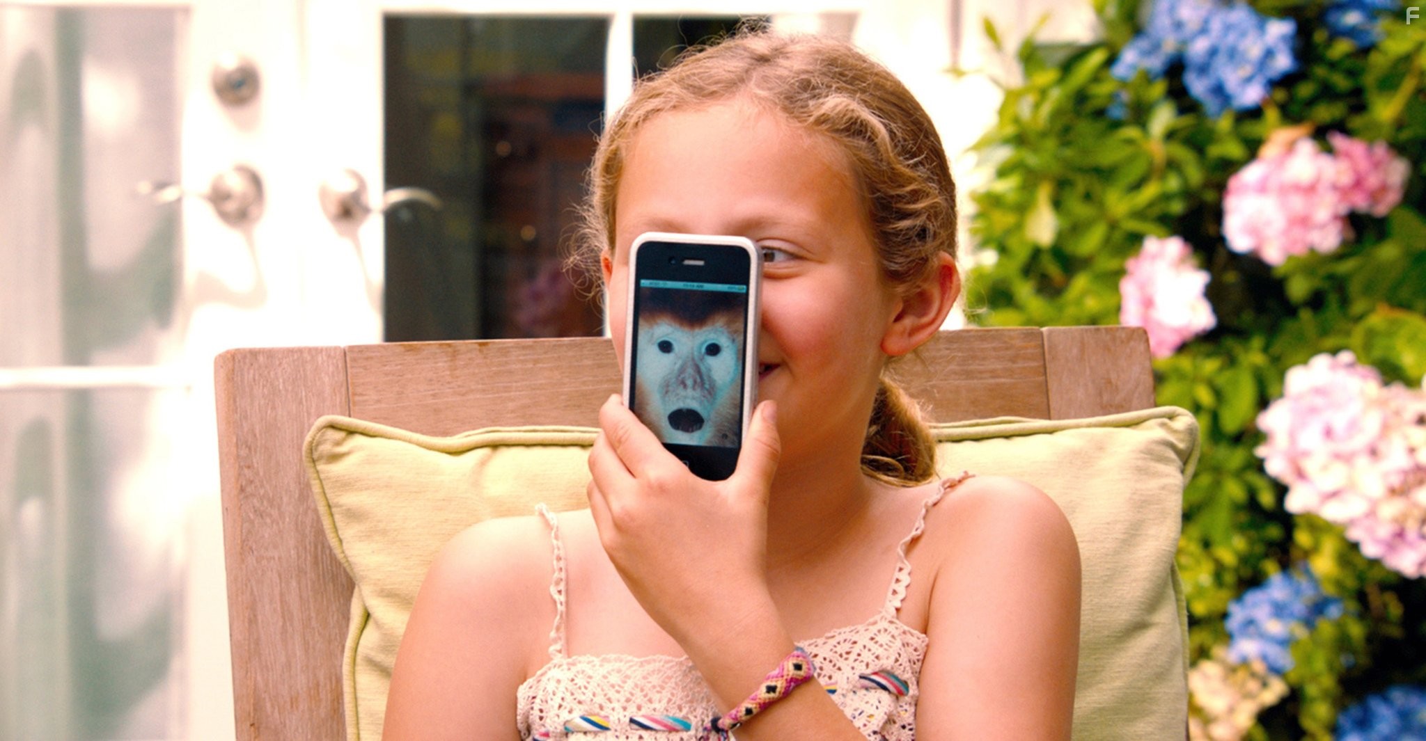 Iris Apatow in Любовь по-взрослому (2012)