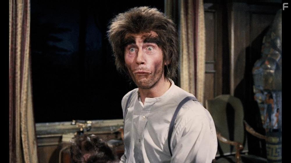 Jim Dale in Так держать... Продолжаем кричать! (1966)