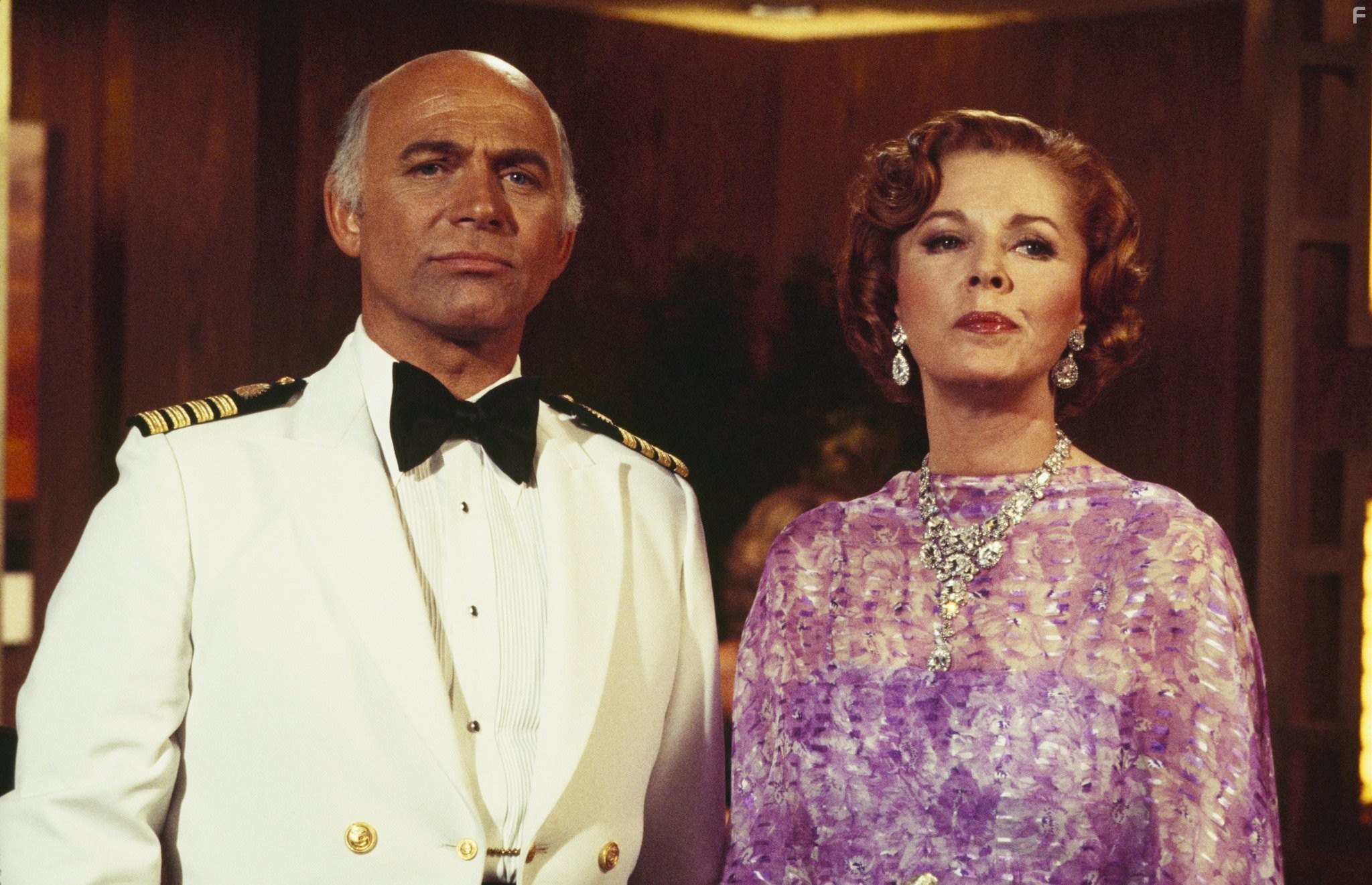 Gavin MacLeod and Eleanor Parker in Лодка любви (1977)