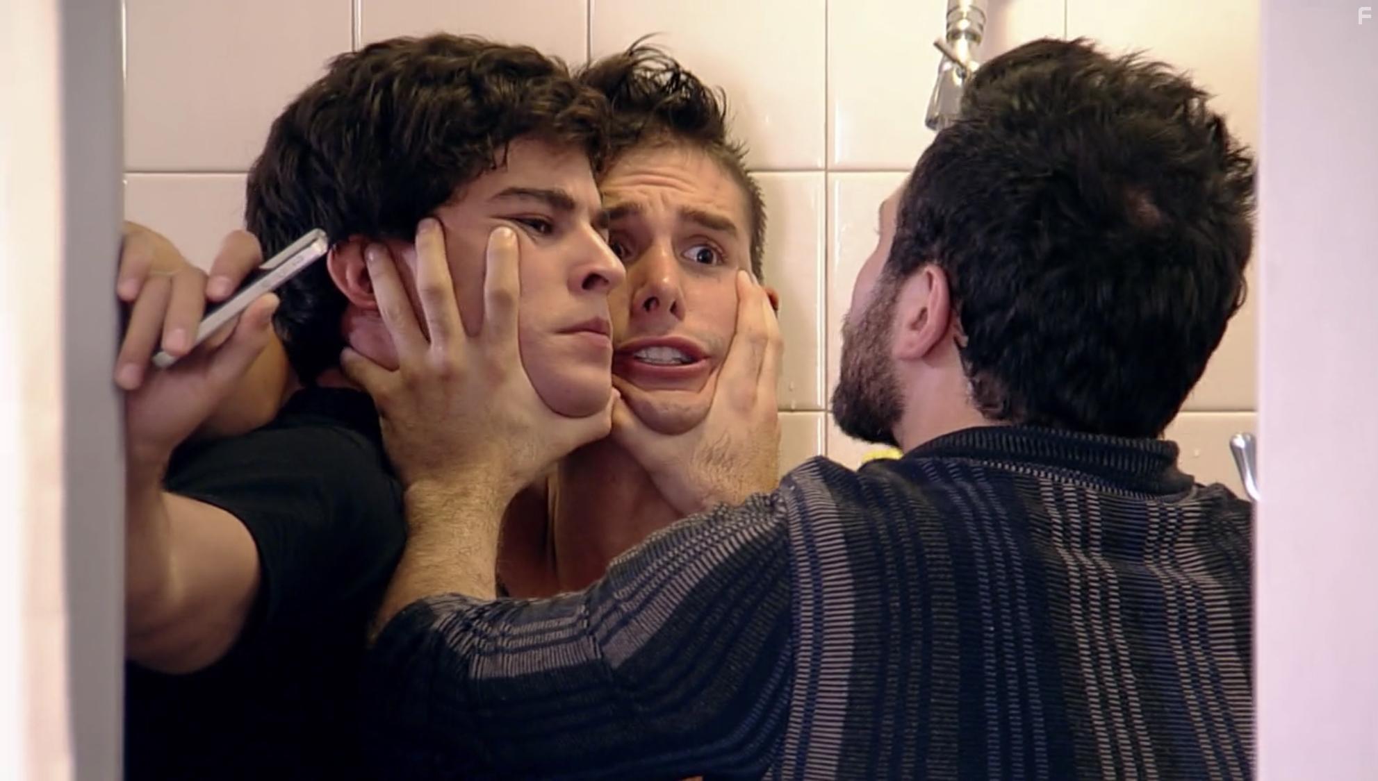 Relaciones Peligrosas (2012)