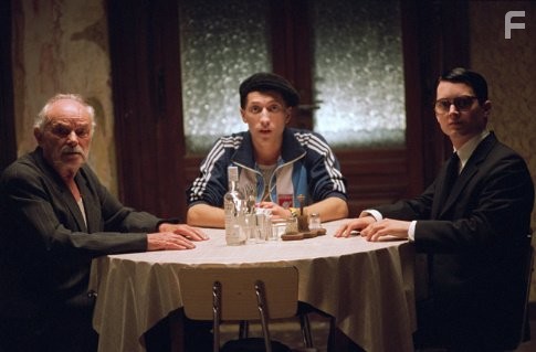 Свет вокруг (2005)