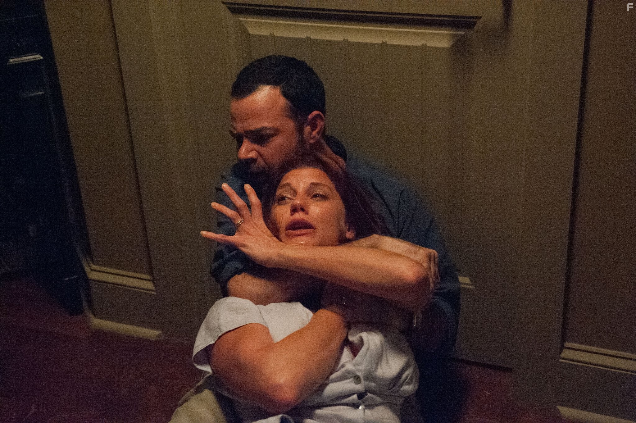 Rory Cochrane and Katee Sackhoff in Окулус (2013)