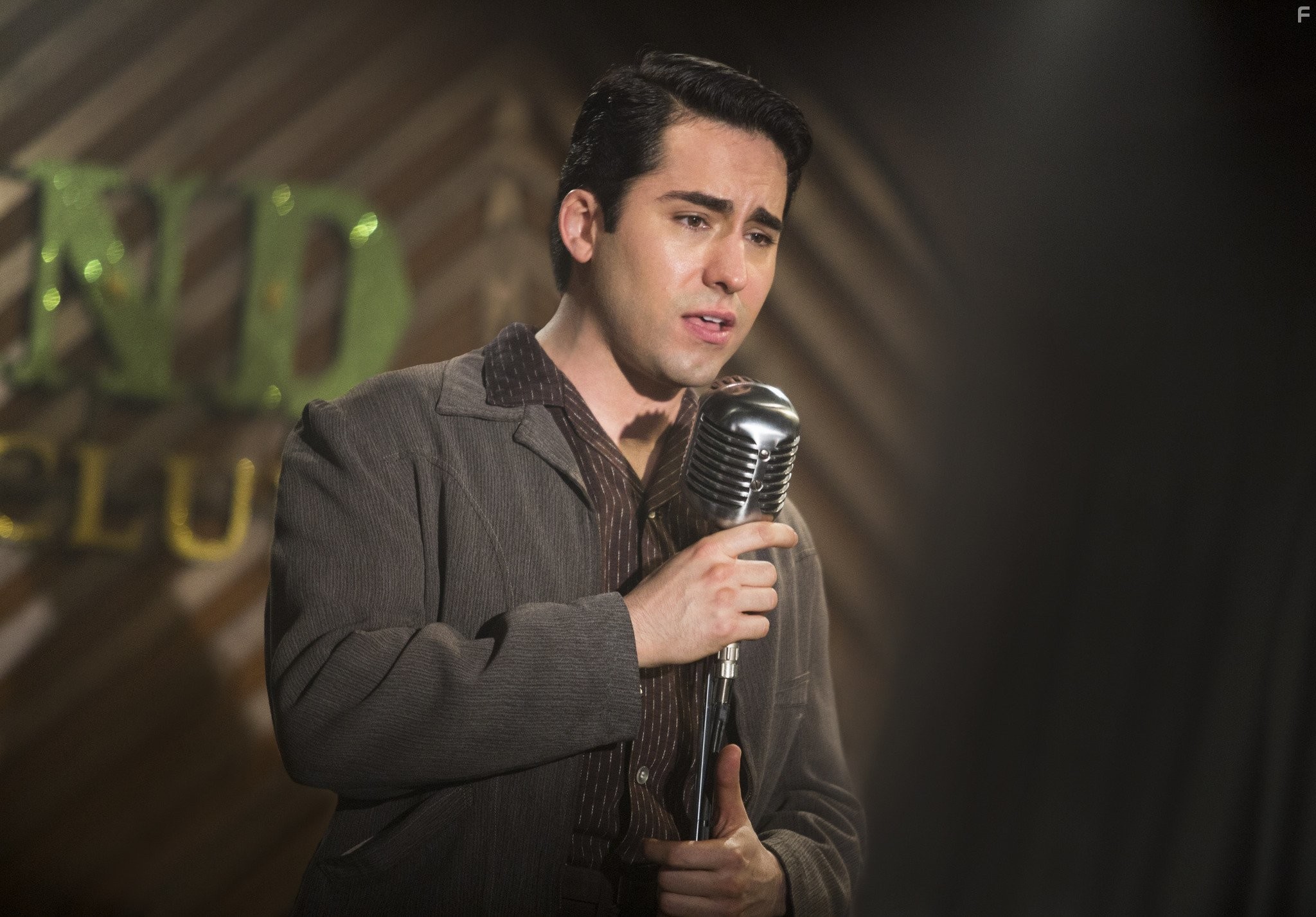 John Lloyd Young in Парни из Джерси (2014)