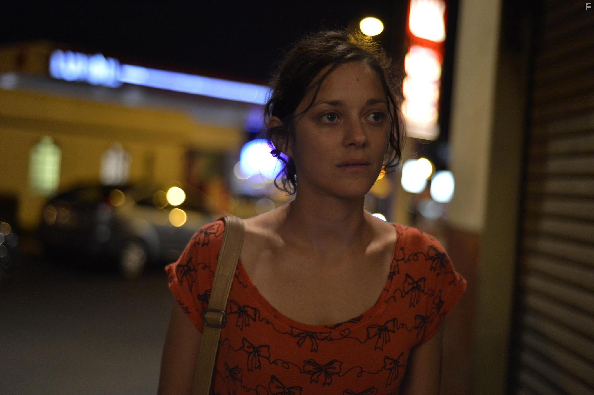 Marion Cotillard in Два дня, одна ночь (2014)